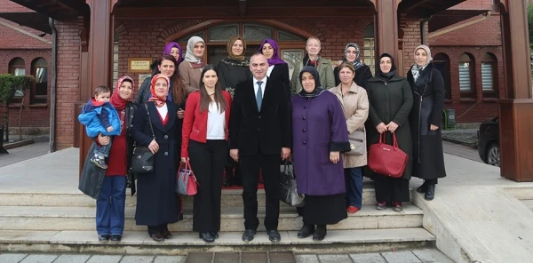 Ak Kadınlardan Başkan Yılmazer'e Ziyaret