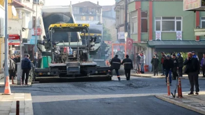Büyükşehirden Sapanca'ya Asfalt