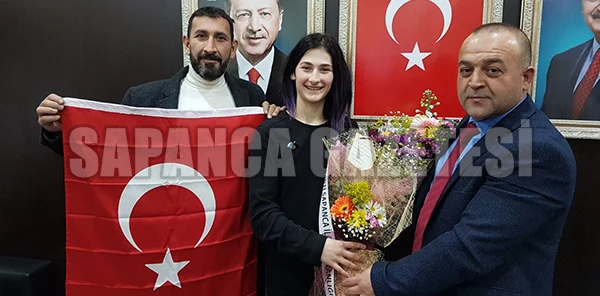 Başkan Gümüşel: 'Baba Rüzgar Kızı Fırtına'