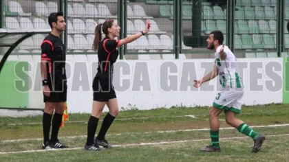 Hakem, Sapancaspor'a ''Dur'' Dedi