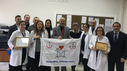 Sapanca Anadolu Lisesi Beyaz Bayrak Aldı
