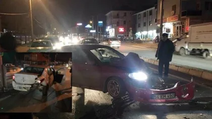 Sapanca'da Trafik Kazası: 2 Yaralı