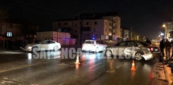 Sapanca'da Trafik Kazası: 4 Yaralı