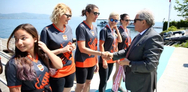 Bahar Kupası Yarışları Sapanca'da Başladı