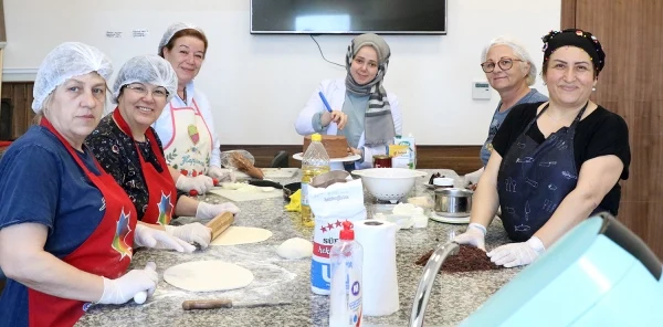 Pasta Yapmanın İnceliklerini Öğreniyorlar