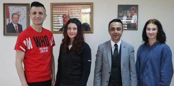 Şampiyonlardan Çelik'e Ziyaret
