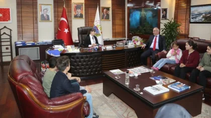 Bayar, Meclis Kararlarını Başkana Aktardı