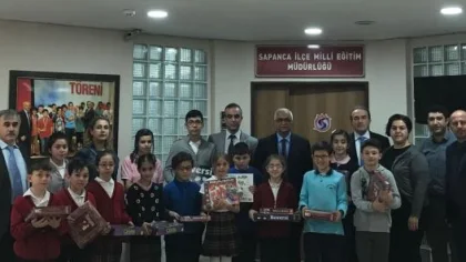 Öğrencilerden Müdür Dede'ye Ziyaret