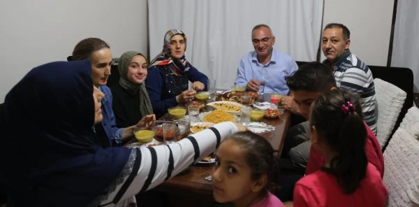 İftar Misafiri Başkan Yılmazer Oldu