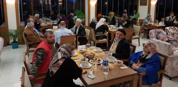 Sosyal Yardımlaşma Vakfı İftarda Buluştu