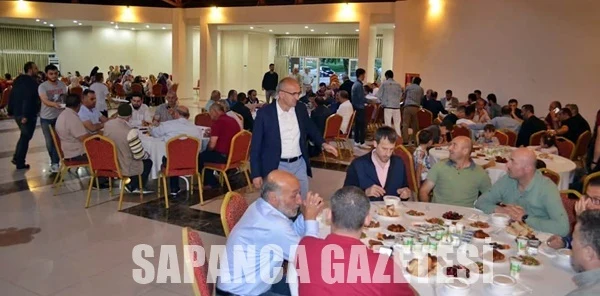 Koç Sülalesi İftarda Buluştu