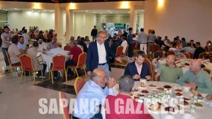Koç Sülalesi İftarda Buluştu