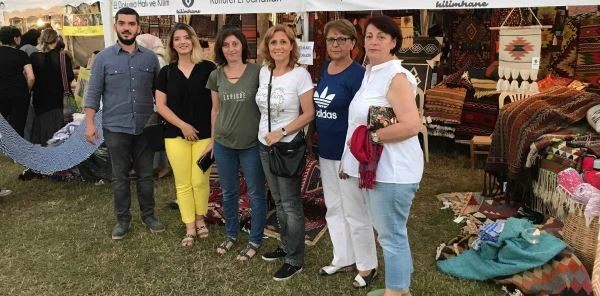 CHP'li Kadınlardan Festival Ziyareti