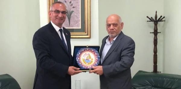 Yılmazer'den Akit'e Ziyaret