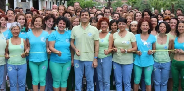 100. Merkezini Sapanca'da Açtı
