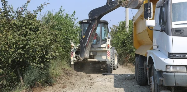 Akçay Kalaycı Yolunda Düzenleme Çalışmaları