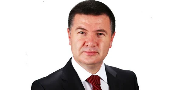 ''Sapanca'nın Ormanlarına Bakarken''