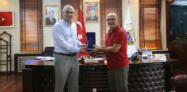 İstanbul Ahde Vefa 78 Derneği'nden Yılmazer'e