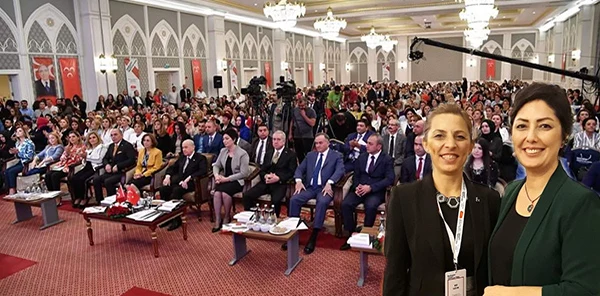 Kadın Kolları Başkanı Elif Uzun Ankara'da