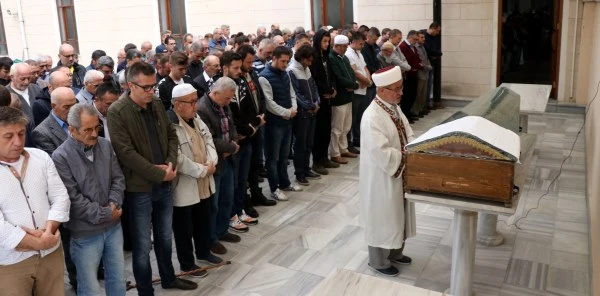 Taksi Şoförünün Cenazesi Toprağa Verildi