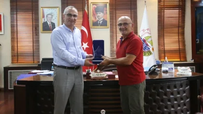 İstanbul Ahde Vefa 78 Derneği'nden Yılmazer'e