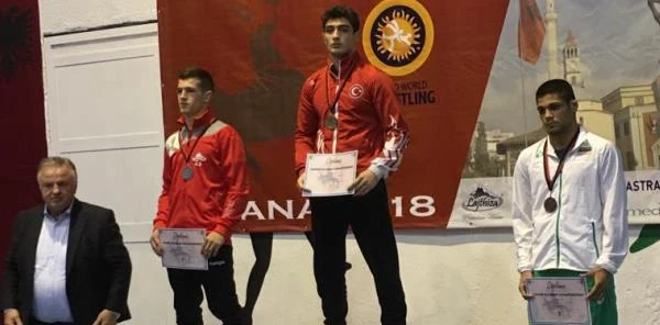 Başarlardan Bir Altın da Balkan Şampiyonasından
