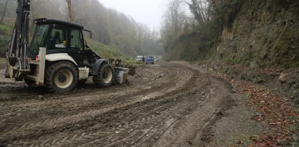 Dibektaş'ta Stabilize Yol Çalışması