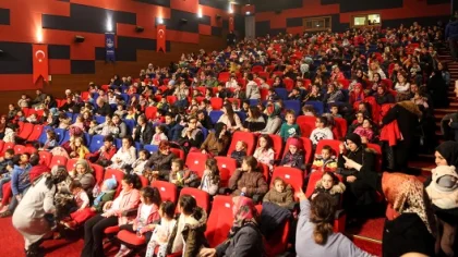 Sapanca'da Çocukların Sinema Keyfi