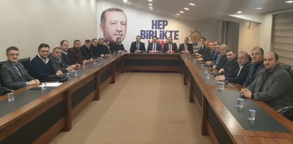 AK Parti'de Son Dakika Toplantısı