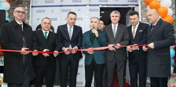 AK Parti Sapanca Merkez İletişim Bürosu Açıldı