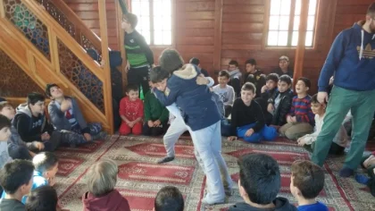 Eğlenirken de Camideler
