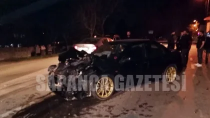 Sapanca'da Trafik Kazası: 3 Yaralı