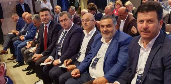 Marmara Belediyeler Birliği Toplantısına Katıldılar