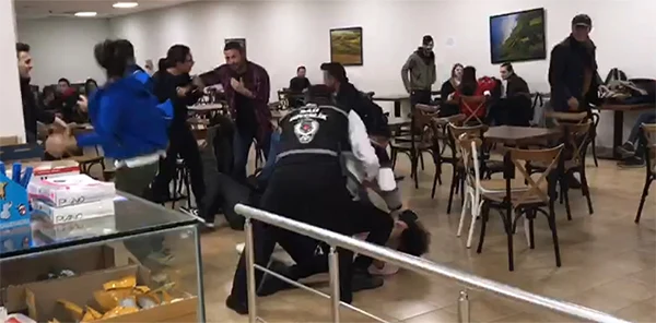 O İhbar Polisi Alarma Geçirdi