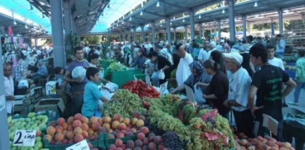 Pazar Yeri Tezgahlarında İhale Süreci