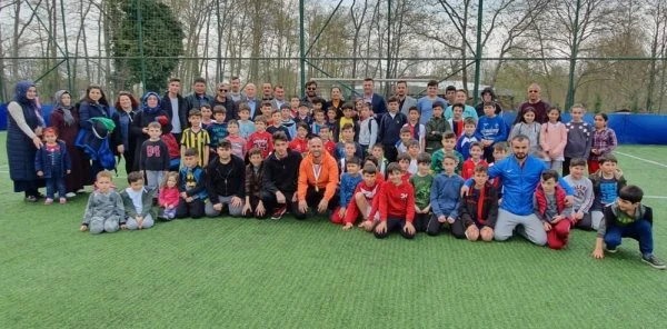 Sapanca Kurtköy Spor Futbol Okulu Açıldı