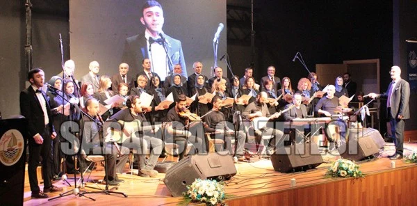 Türk Halk Müziği Korosu Kulakların Pasını Sildi