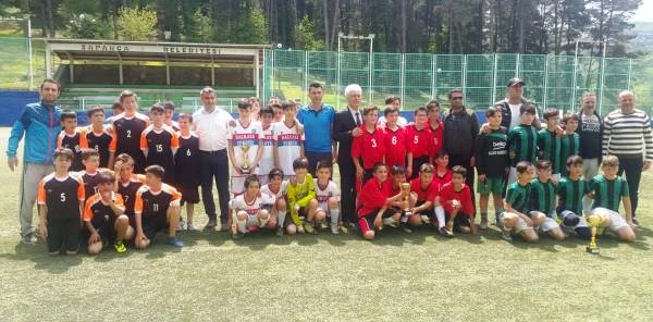 Futbolda Kupalar Sahiplerini Buldu