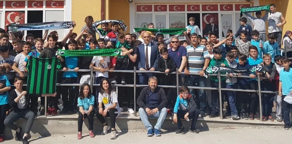 Futbolun Unutulmazları Öğrencilerle Buluştu