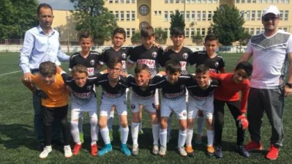 Sapanca Akademispor Play Off'ta