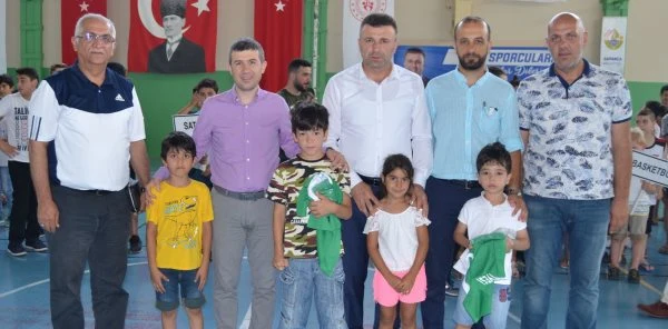 Yaz Spor Okulları Törenle Start Aldı