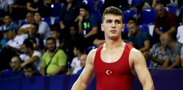 Bedirhan Tan Dünya Gençler Grekoromen Stilde Dünya 3. Oldu