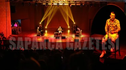 Cem Adrıan Sapanca'da Sahne Aldı