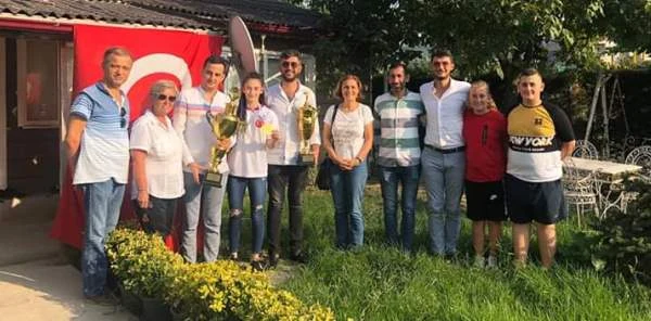 CHP'den Şampiyona Kutlama Ziyareti