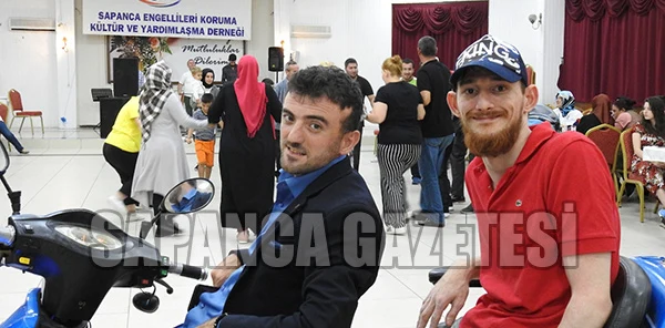 Doyasıya Eğlendiler