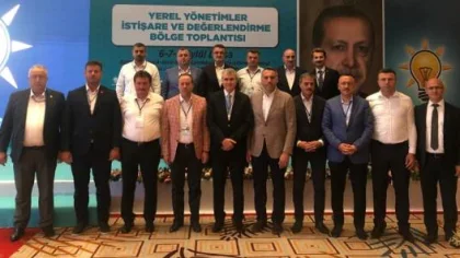 Başkan Özen, Yerel Yönetimler Toplantısına Katıldı