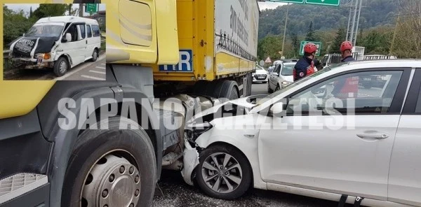 Sapanca'da Trafik Kazası: 5 Yaralı