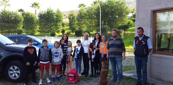 Karikatürlü Ev'de Afet Bilinci Eğitimi
