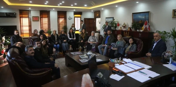 Aday Öğretmenlerden Belediyeye Ziyaret