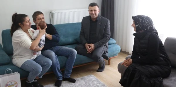 'Hoş Geldin Bebek' Ziyaretleri Sürüyor